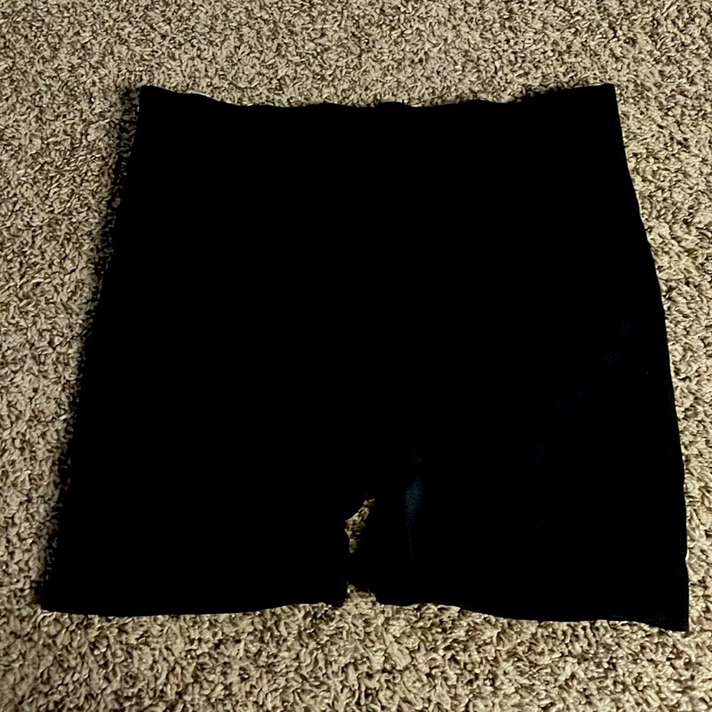 Seamless High Scrunch Stretch Shorts